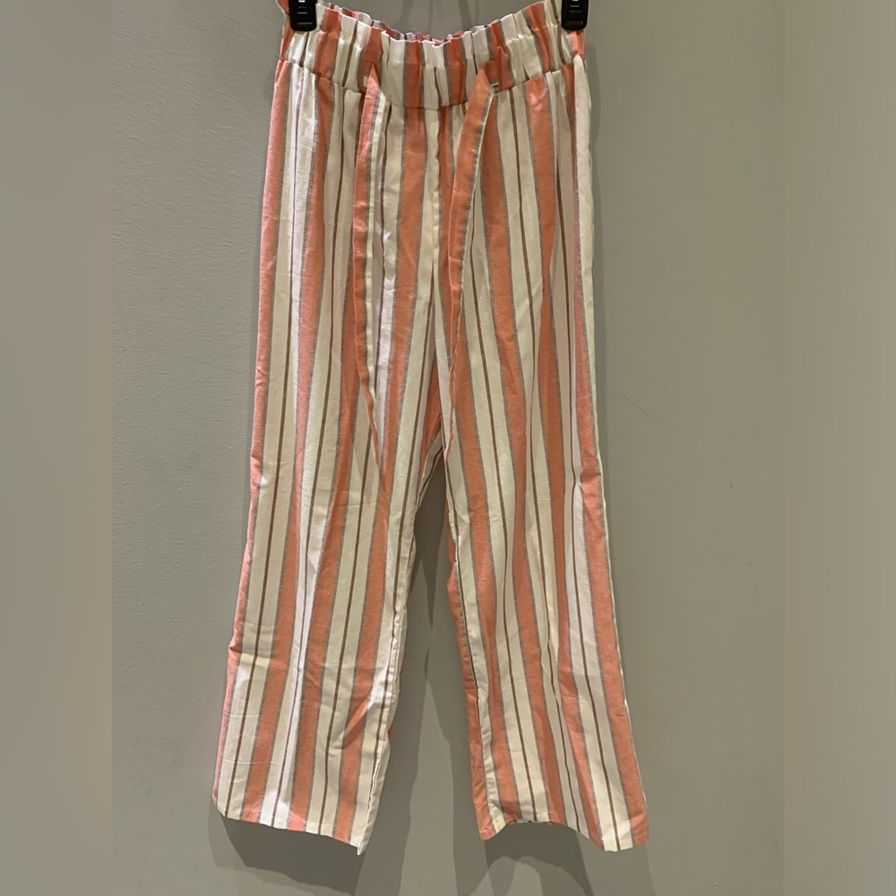 Brand new pants. Unique stripe good quality. elastic and waistband comfortable